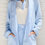 Ribbed sleeveless collared top